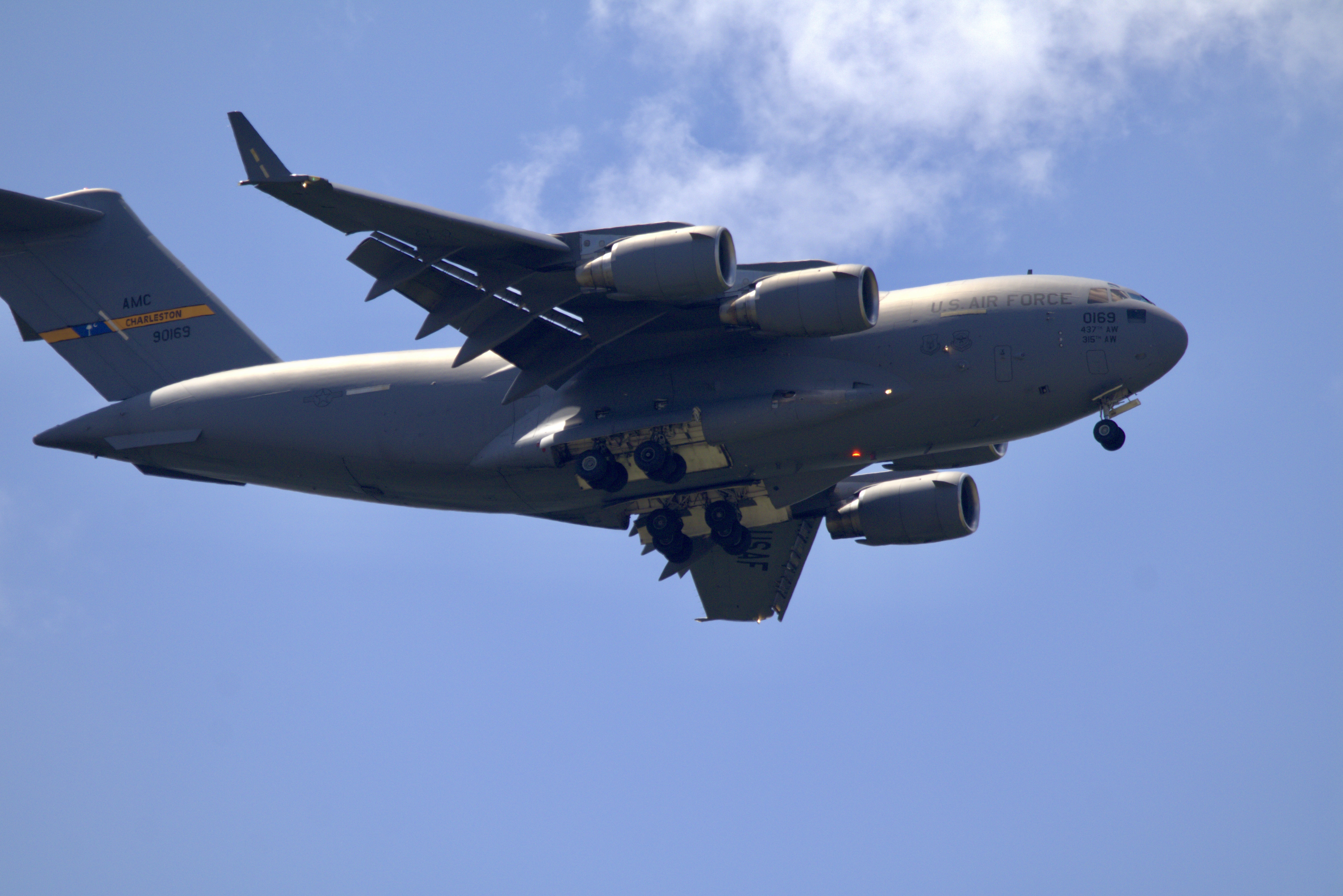 C-17 Demo Team landing
